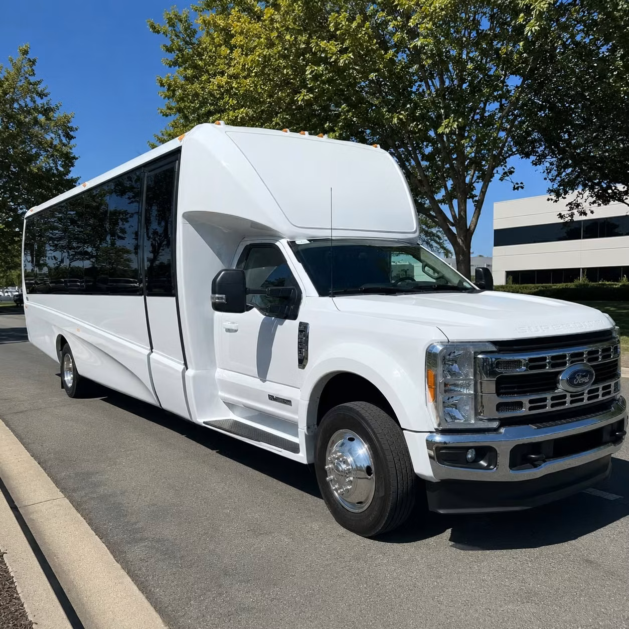 15 passenger minibus