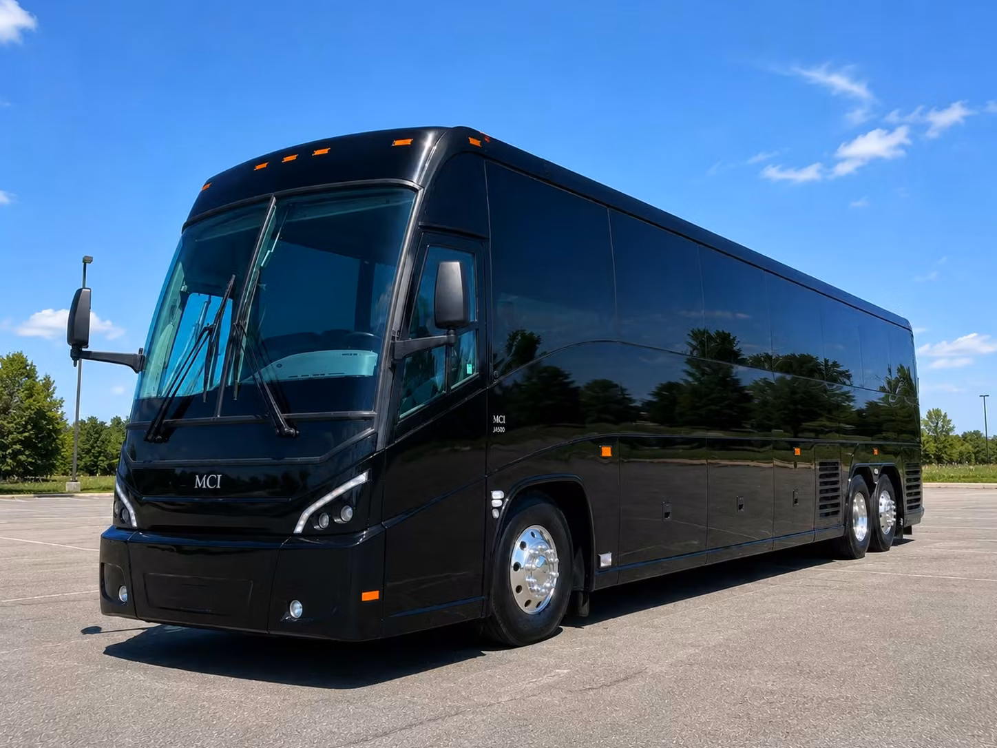 find the right bus for hollywood arts media and film education field trips