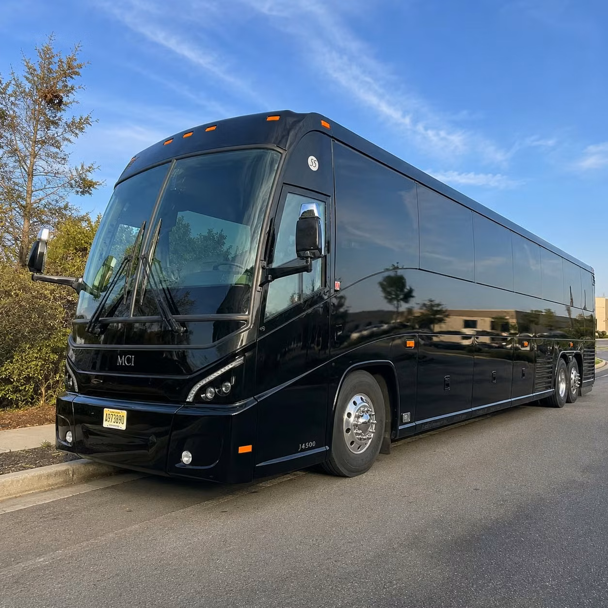 hollywood airport and remote parking shuttle services for employees