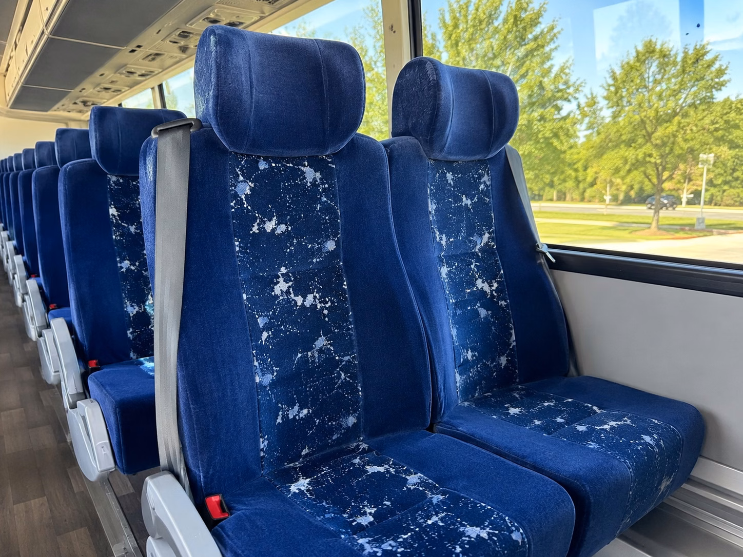 hollywood charter bus hero 2