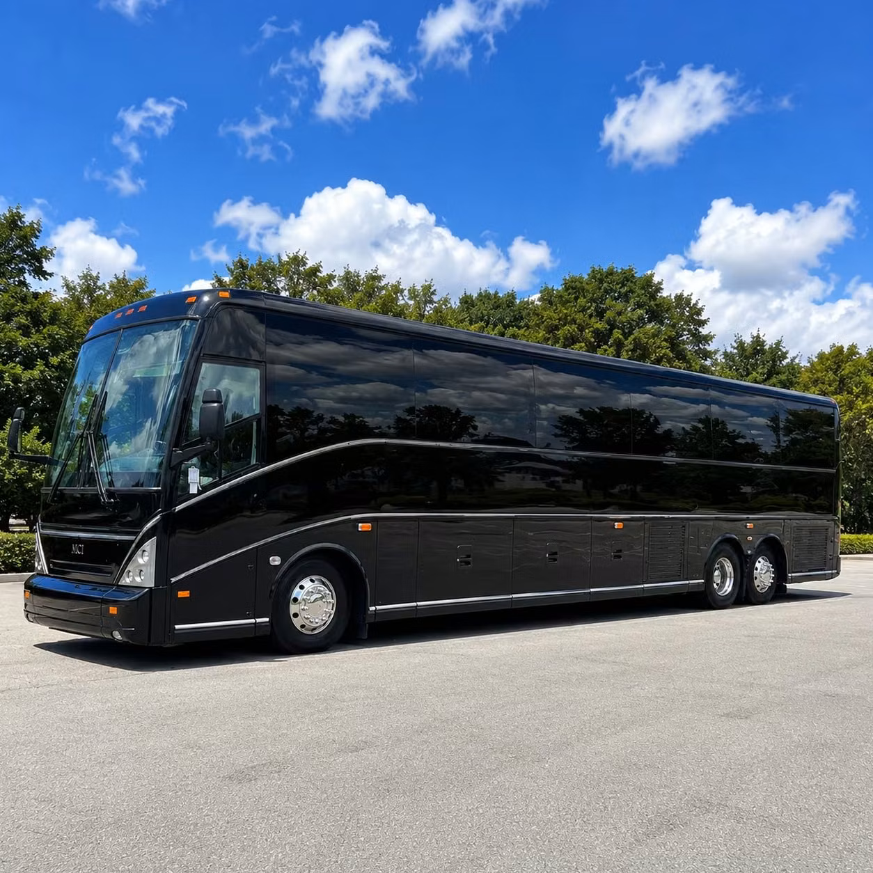 hollywood sports team bus rentals