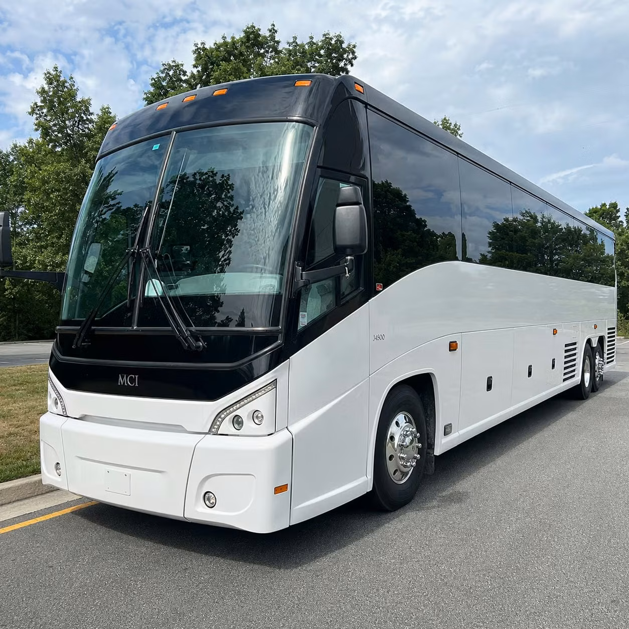 sports team and fan group long distance transportation from hollywood